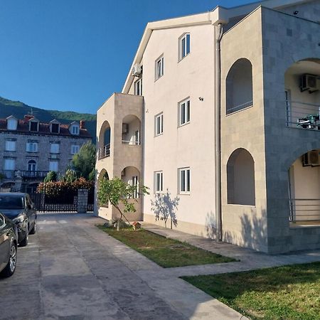 Apartments Villa Danilovic 헤르섹 외부 사진