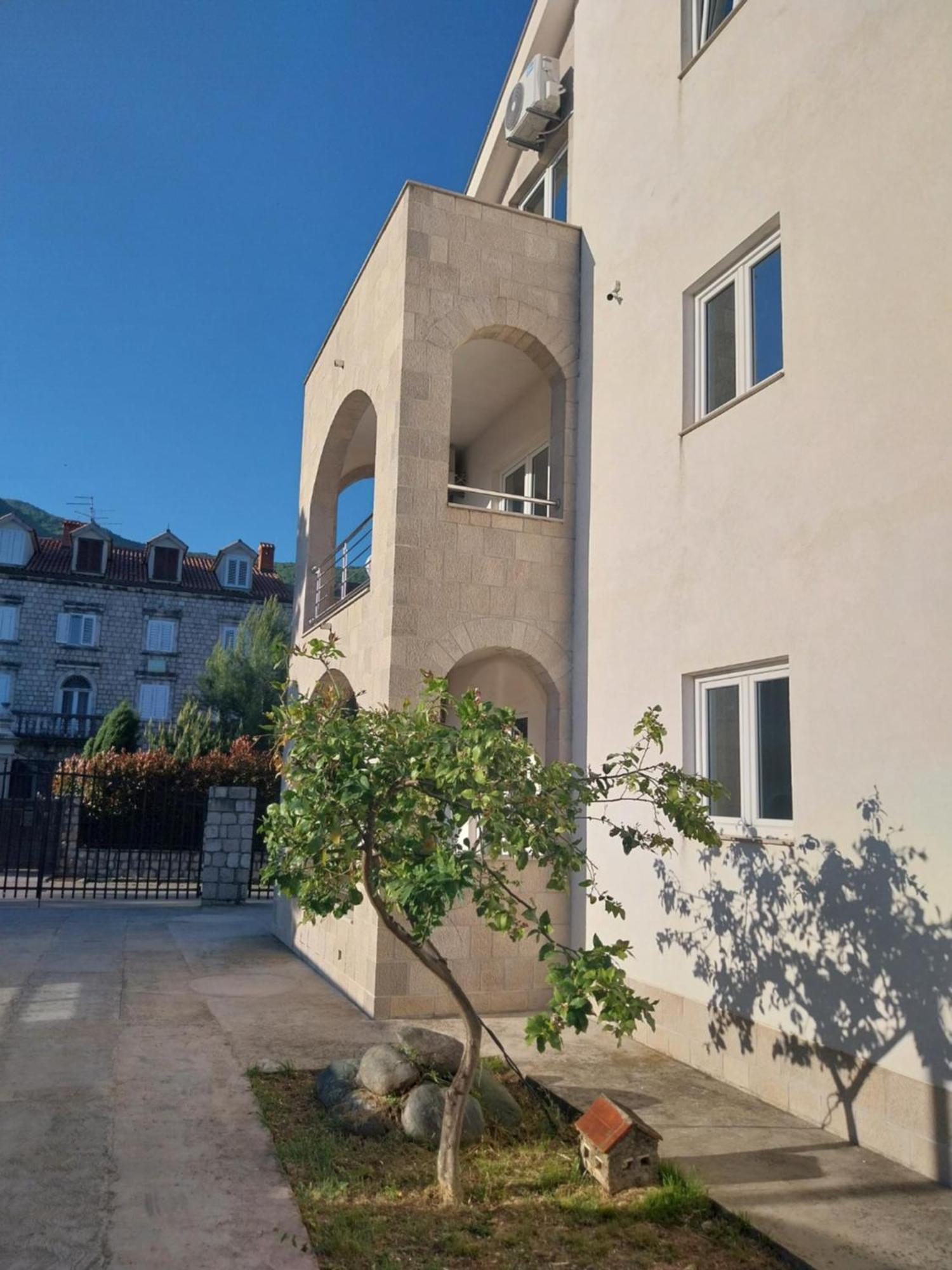 Apartments Villa Danilovic 헤르섹 외부 사진